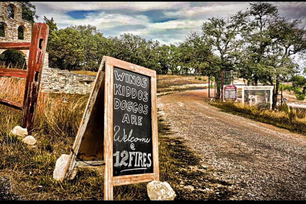 12 Fires Luxury Glamping With Heating #2 Hotell Johnson City Eksteriør bilde