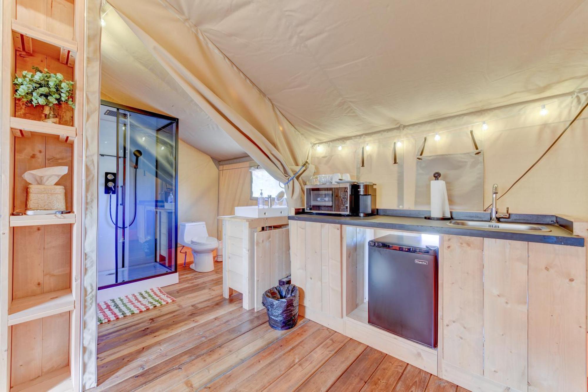 12 Fires Luxury Glamping With Heating #2 Hotell Johnson City Eksteriør bilde