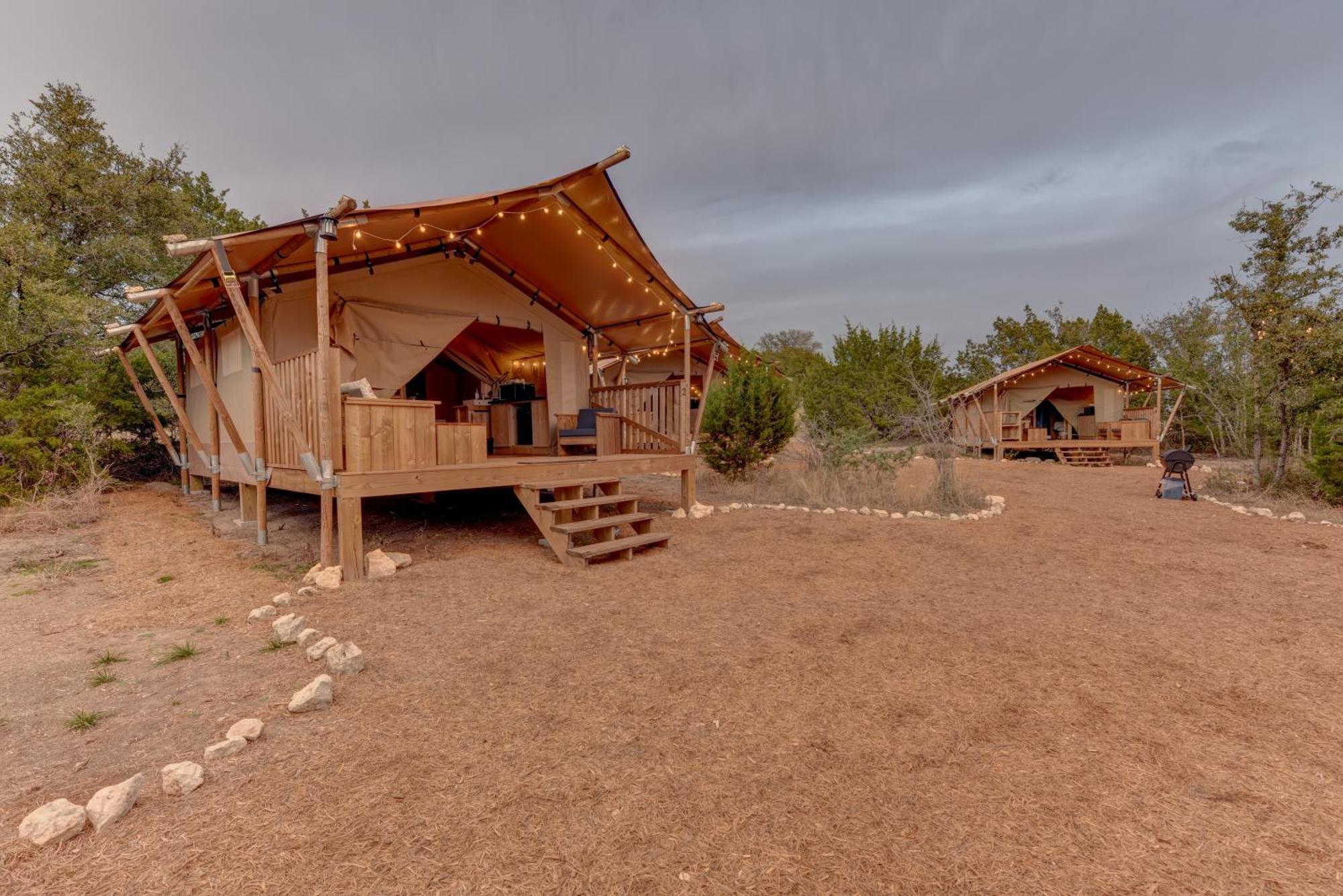 12 Fires Luxury Glamping With Heating #2 Hotell Johnson City Eksteriør bilde